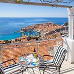 Apartment Superb View 2