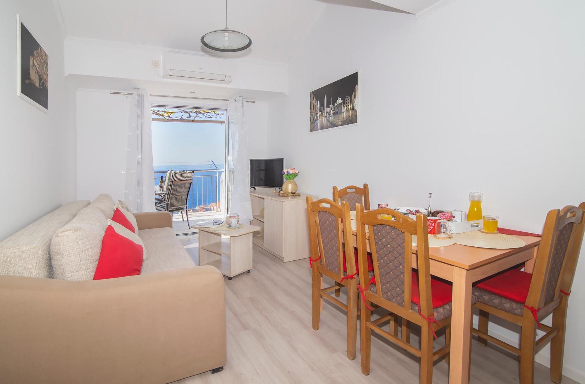 Apartment Superb View 2 *